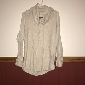 Eddie Bauer cream sweater